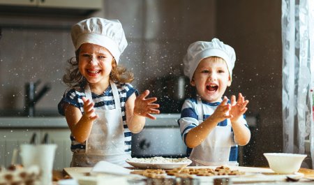 Your Skin - Children playing with food